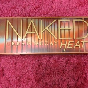 Urban Decay Naked Heat Palette